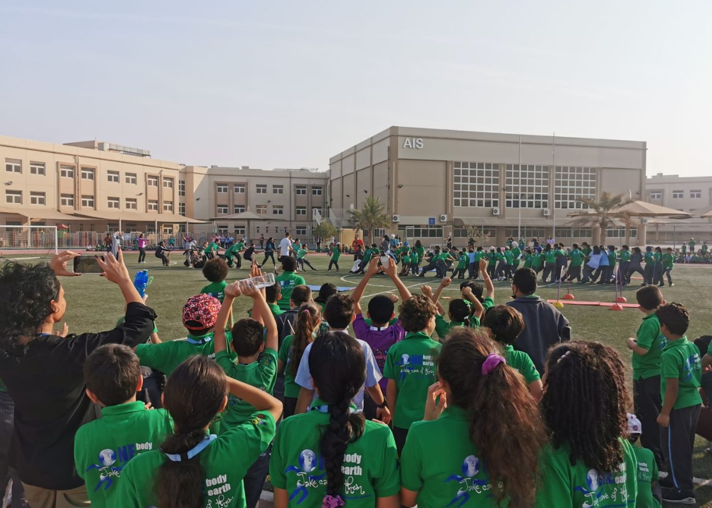 Students of Abu Dhabi International School at the Healthy Living Awareness event